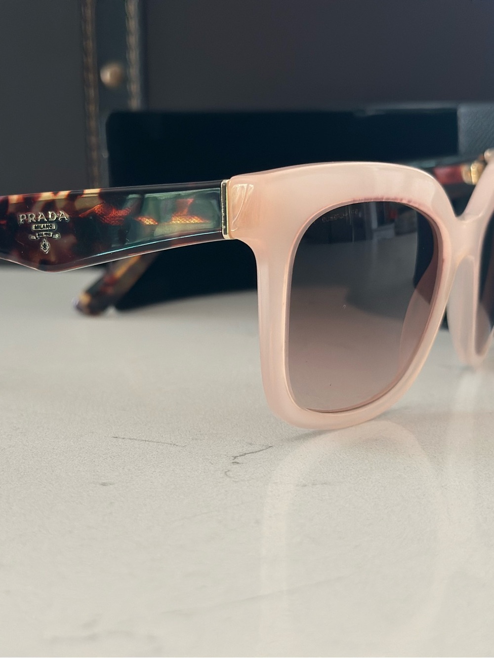 PRADA Women’s sunnies